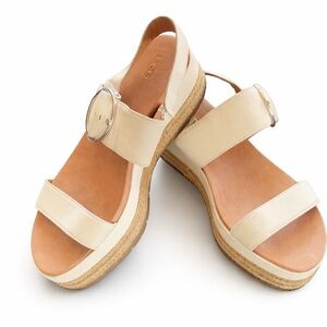 UGG Cream Platform Sandals Ankle Strap Leather Espadrille Size 10